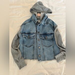 Soft denim jacket/sweater with hoodie size Medium (8-10) good condition